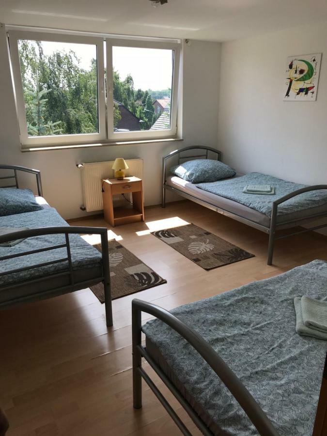 Ferienwohnungen In Moenchengladbach 外观 照片